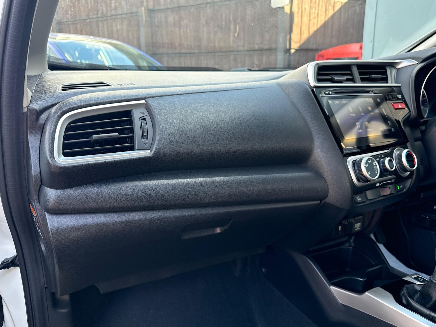 Used Honda Jazz 2015 for sale - 76521952: Photo 25