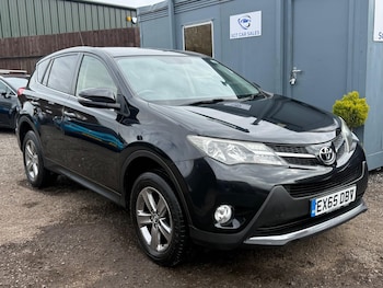 Used Toyota RAV4 2015 for sale - 78101078: Photo