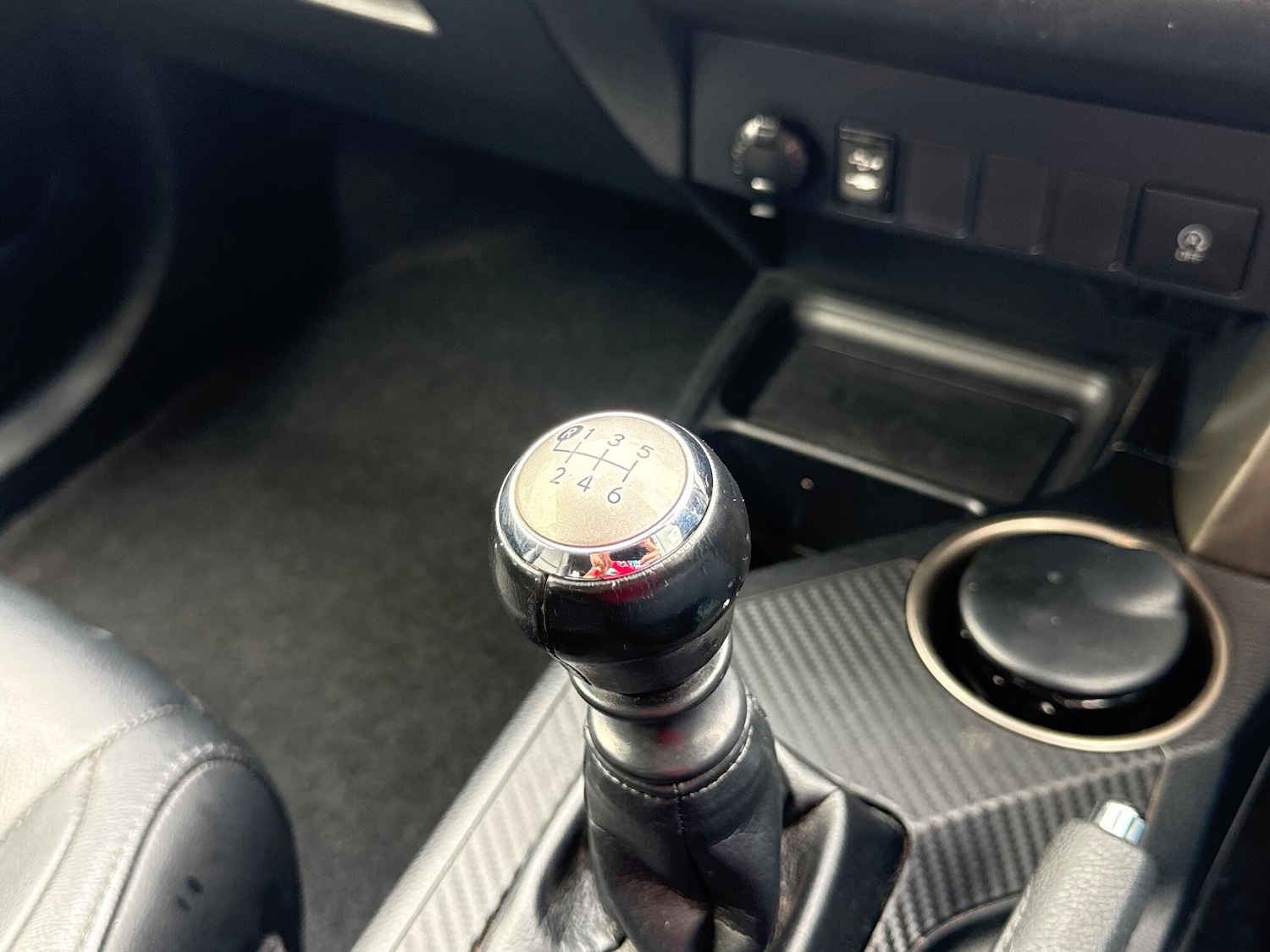 Used Toyota RAV4 2015 for sale - 78101078: Photo 28