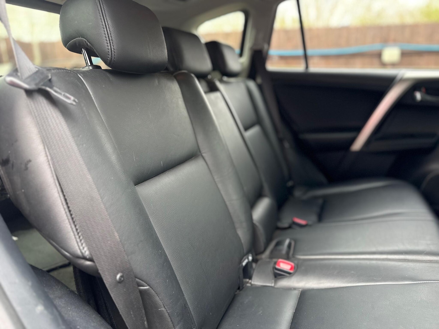 Used Toyota RAV4 2015 for sale - 78101078: Photo 34