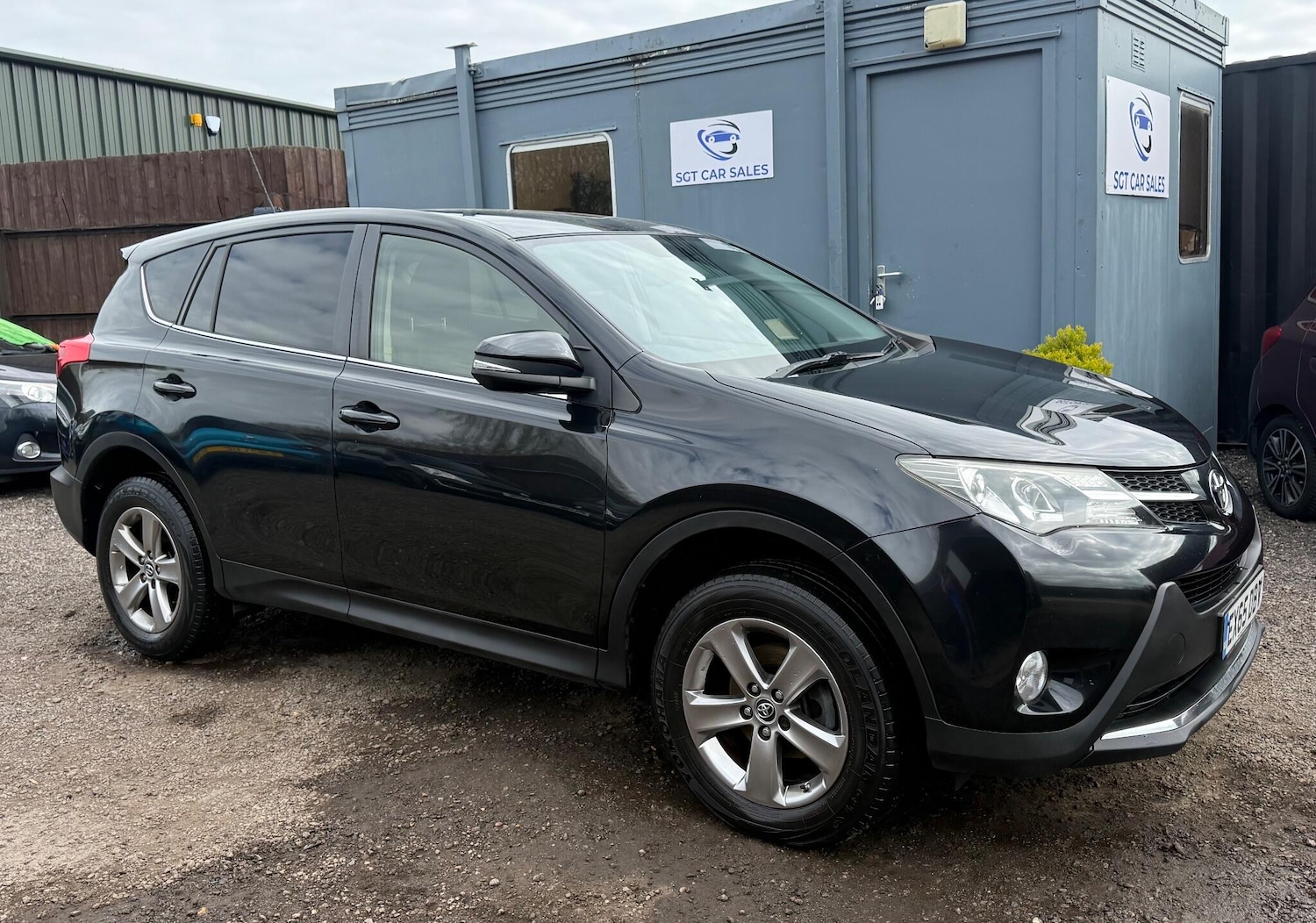 Used Toyota RAV4 2015 for sale - 78101078: Photo 4