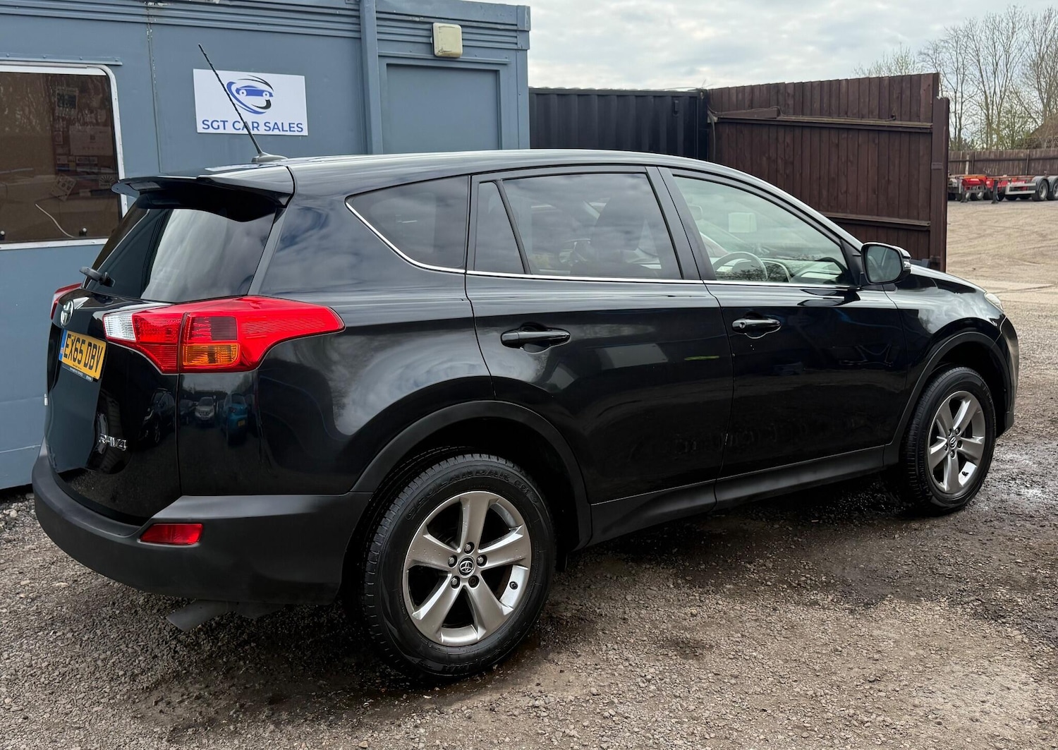 Used Toyota RAV4 2015 for sale - 78101078: Photo 6