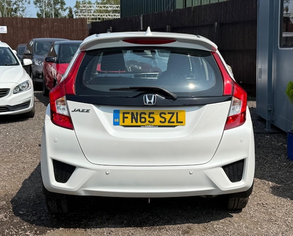 Used Honda Jazz 2015 for sale - 75506819: Photo 16