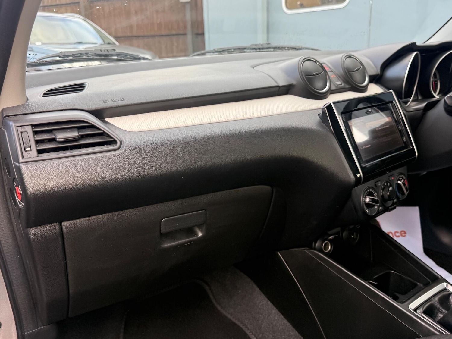 Used Suzuki Swift 2017 for sale - 77525099: Photo 31