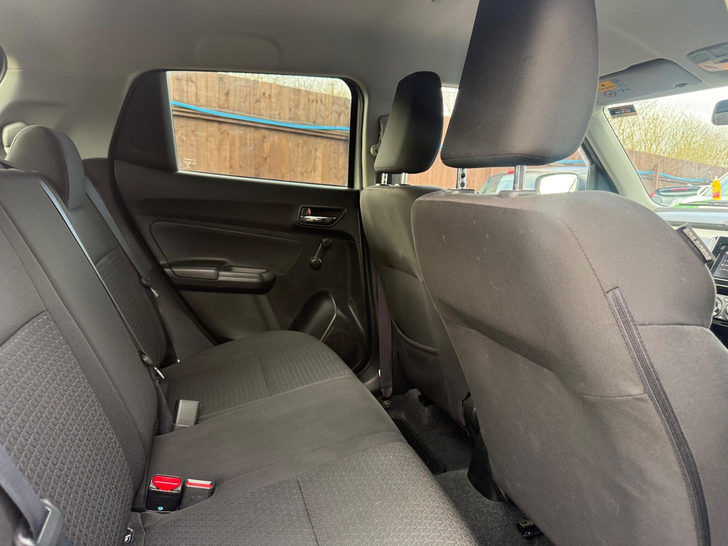 Used Suzuki Swift 2017 for sale - 77525099: Photo 36