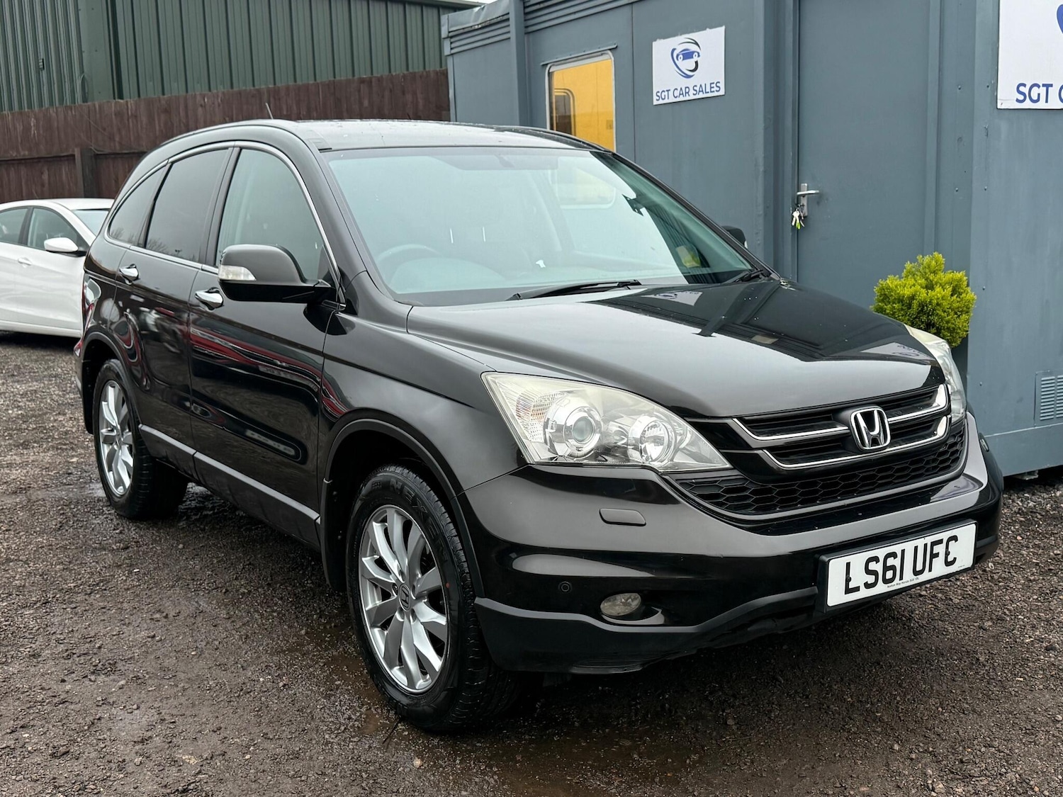 Used Honda CR-V 2011 for sale - 77330345: Photo 1