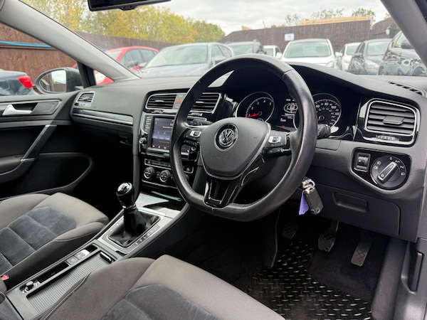 Used Volkswagen Golf 2013 for sale - 76260426: Photo 22