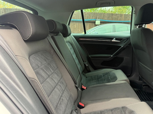 Used Volkswagen Golf 2013 for sale - 76260426: Photo 42