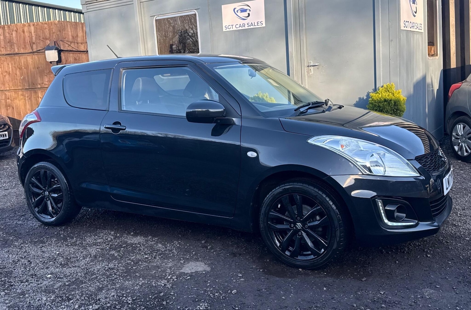 Used Suzuki Swift for sale - 77823535: Photo 4