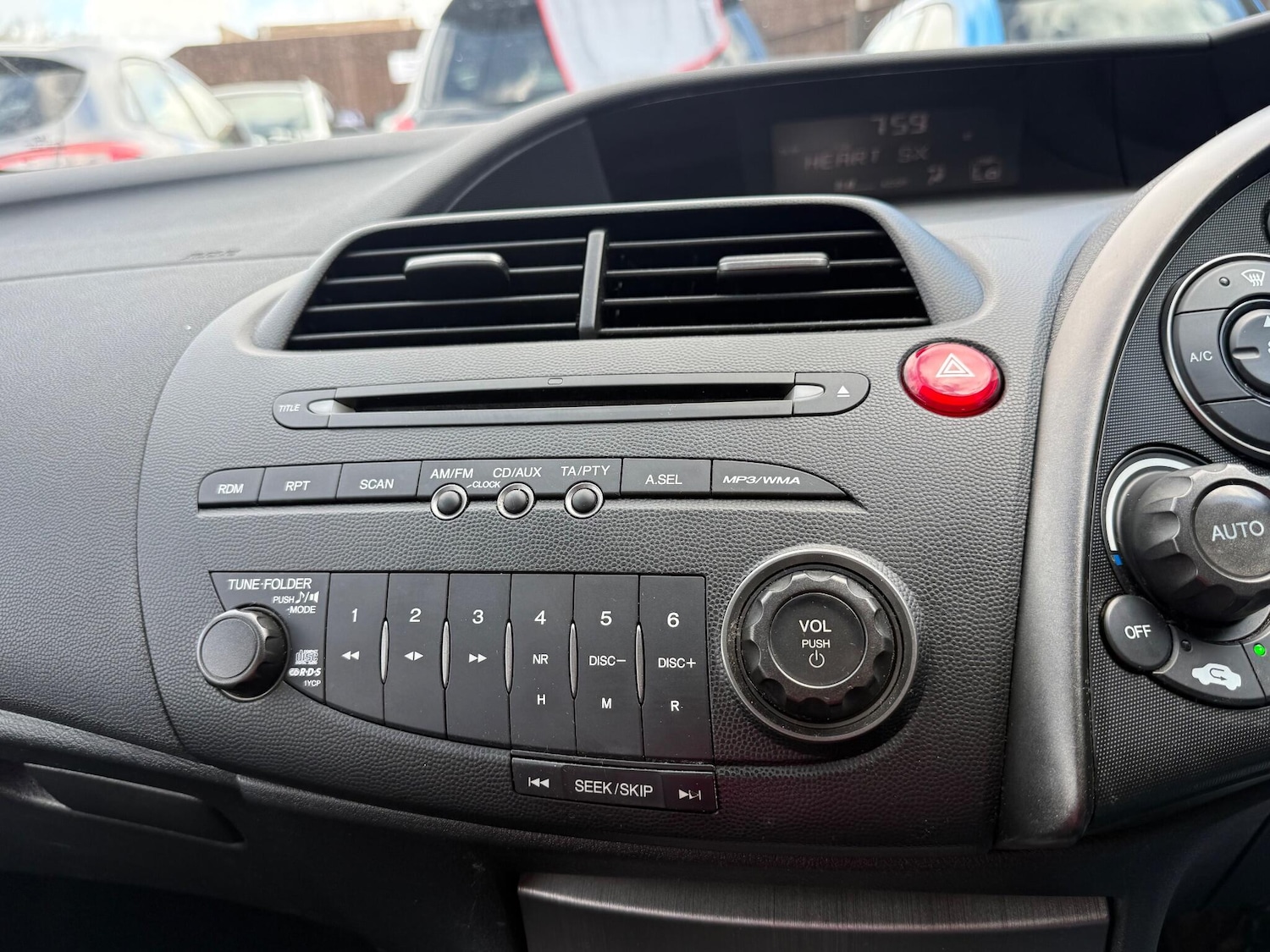 Used Honda Civic 2009 for sale - 77898357: Photo 26