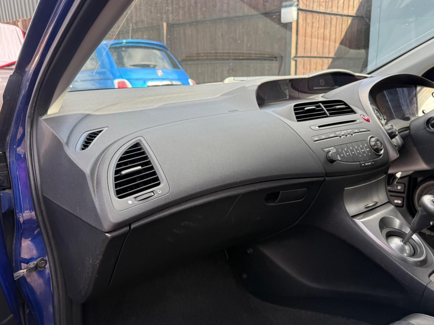 Used Honda Civic 2009 for sale - 77898357: Photo 30