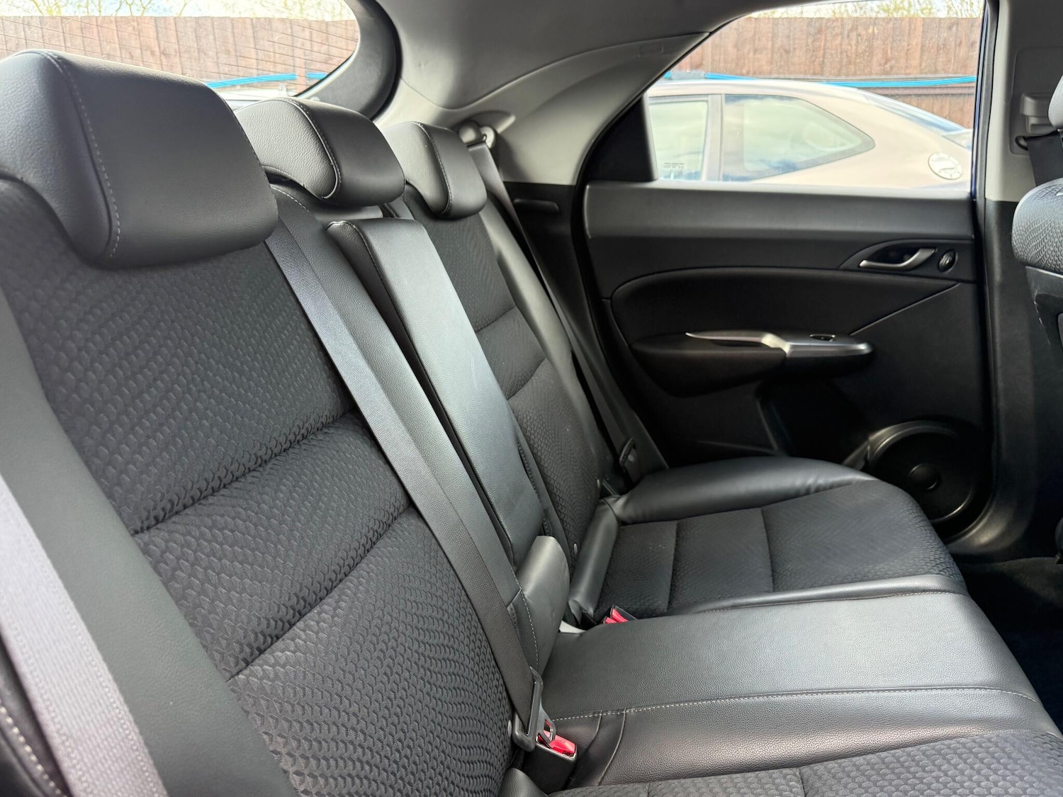 Used Honda Civic 2009 for sale - 77898357: Photo 32