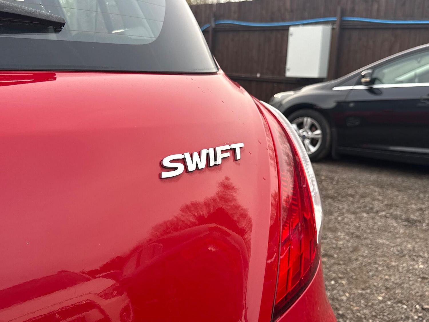 Used Suzuki Swift 2015 for sale - 76484480: Photo 18