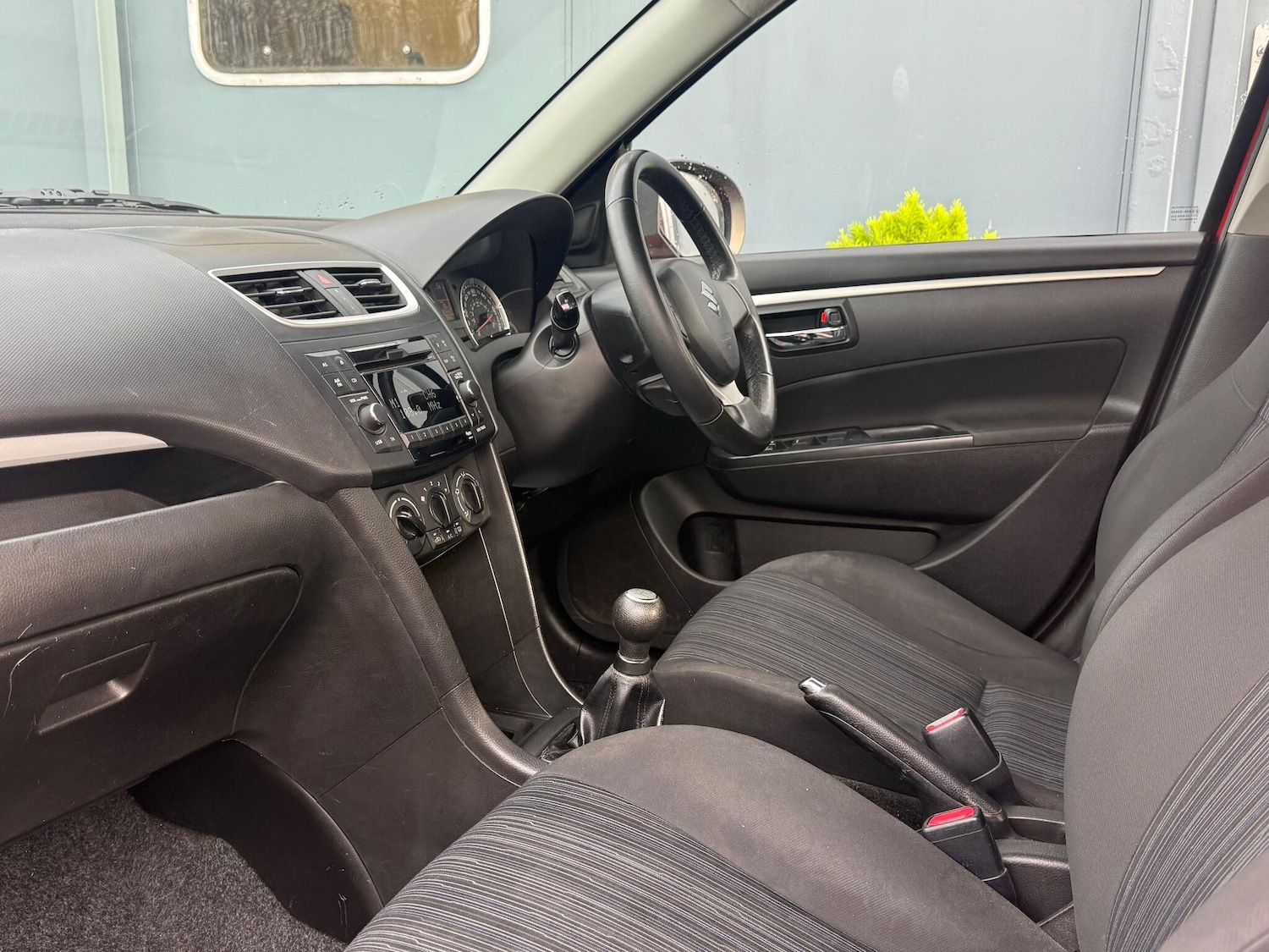 Used Suzuki Swift 2015 for sale - 76484480: Photo 28