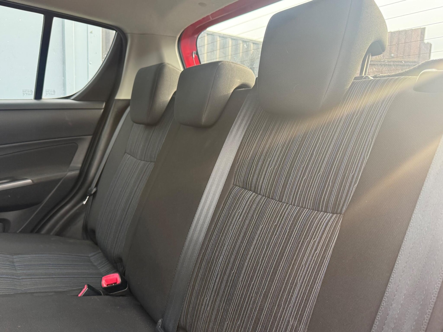 Used Suzuki Swift 2015 for sale - 76484480: Photo 33