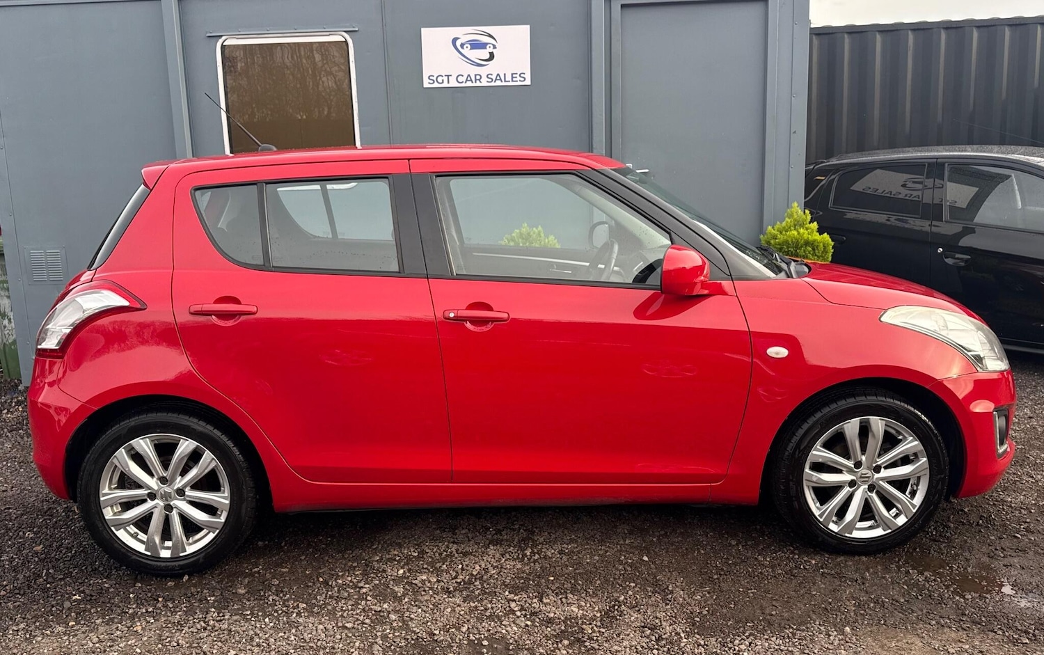 Used Suzuki Swift 2015 for sale - 76484480: Photo 4