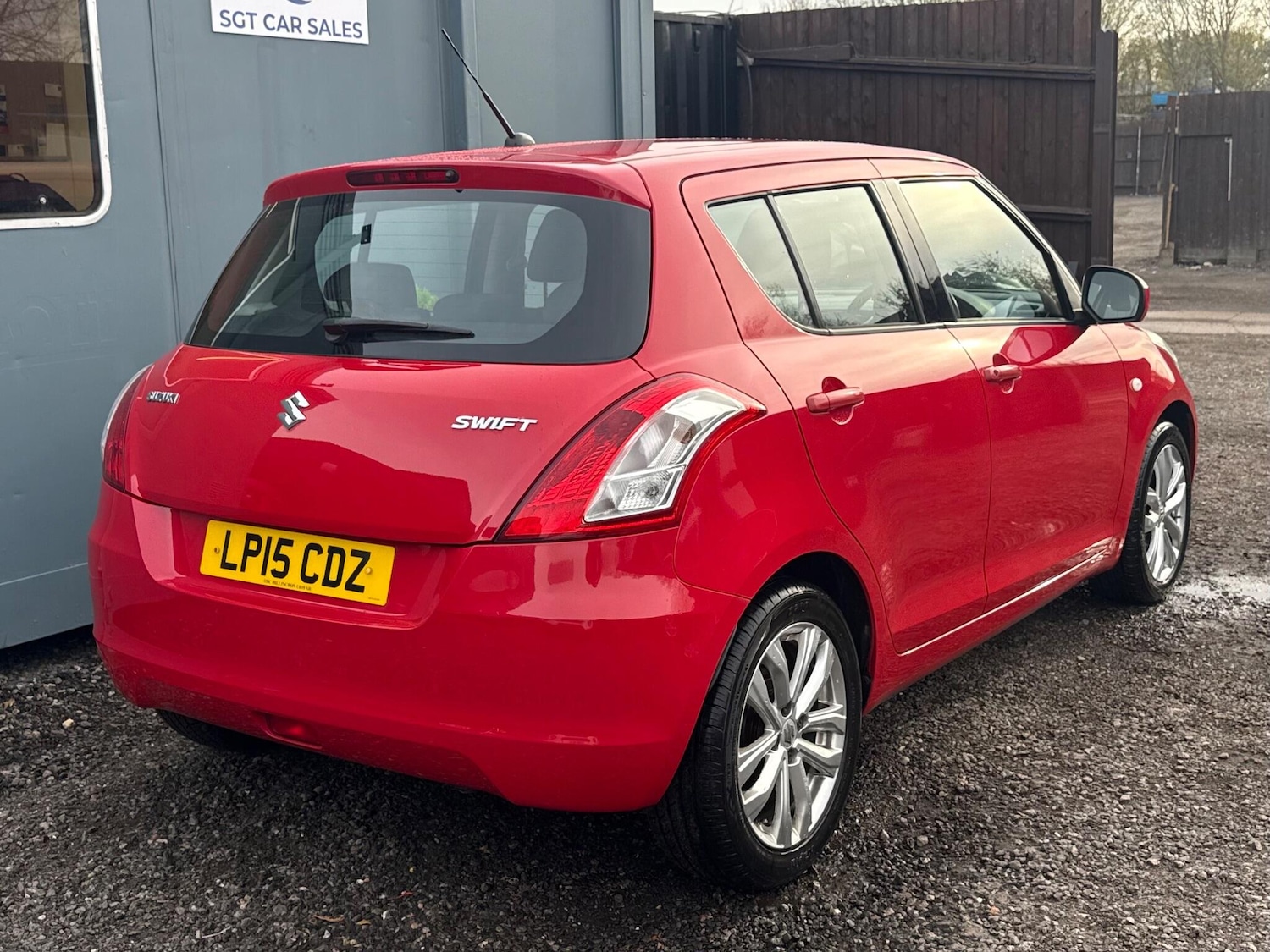 Used Suzuki Swift 2015 for sale - 76484480: Photo 6