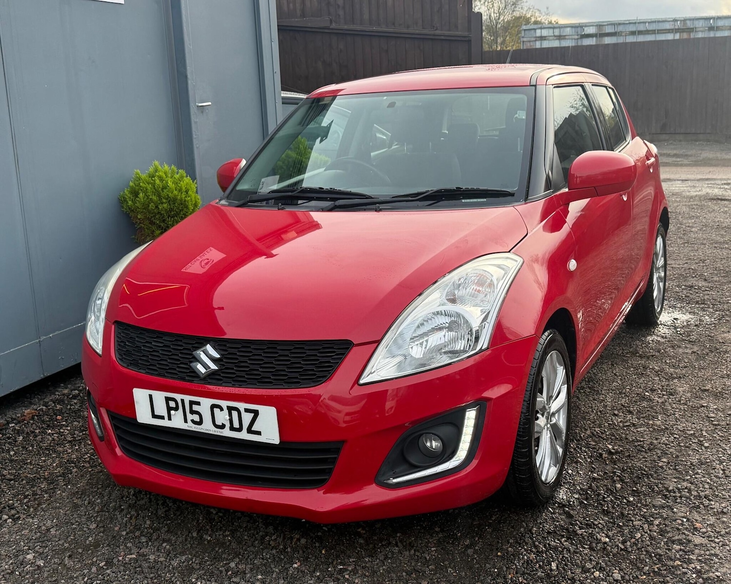 Used Suzuki Swift 2015 for sale - 76484480: Photo 8