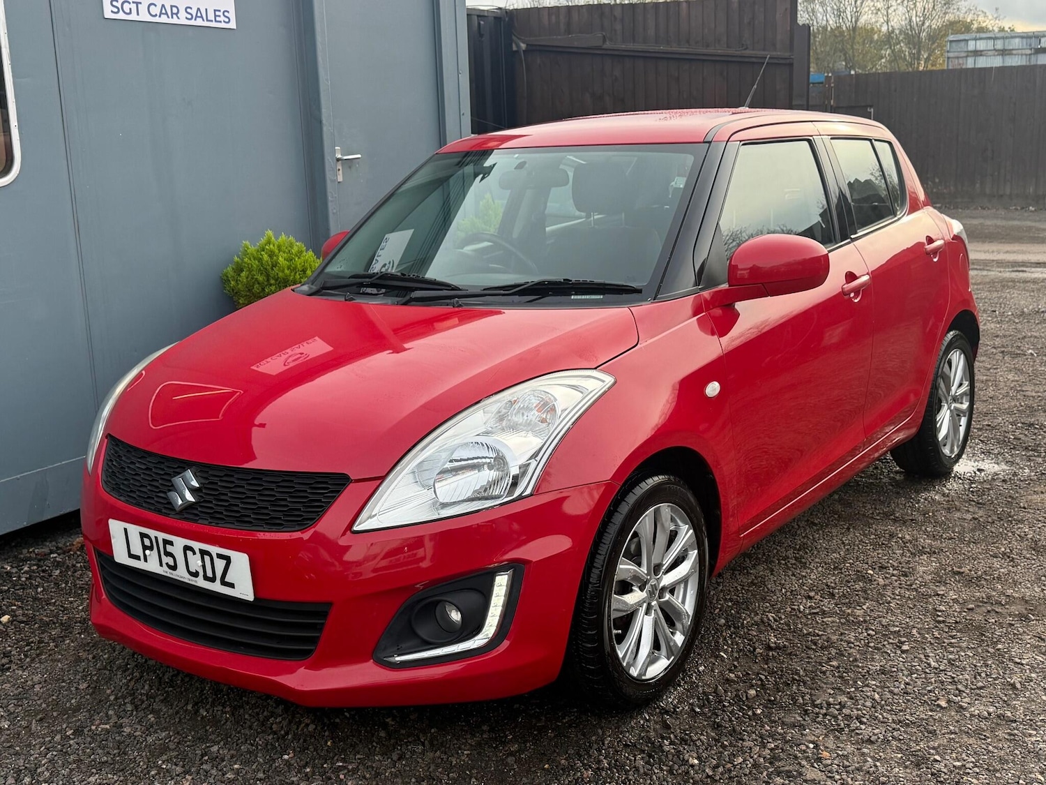 Used Suzuki Swift 2015 for sale - 76484480: Photo 9