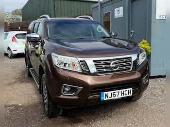 Used Nissan Navara 2017 for sale - 79830212: Photo