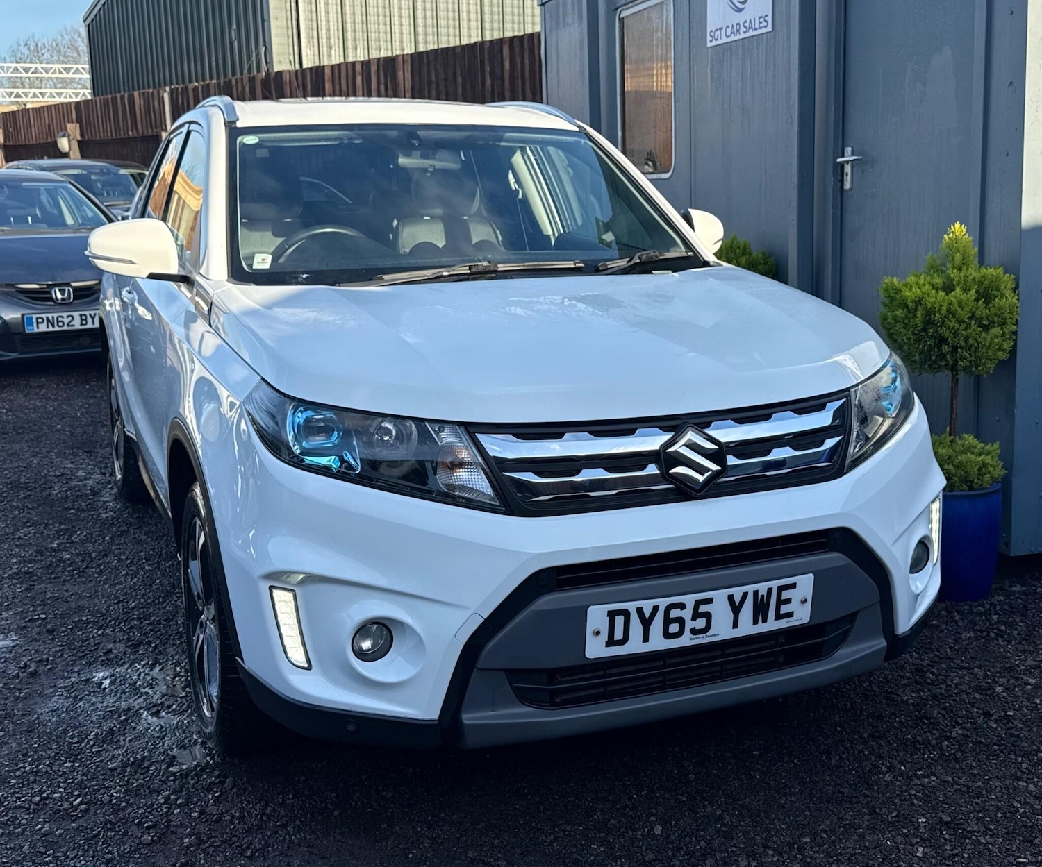 Used Suzuki Vitara 2015 for sale - 76913210: Photo 2