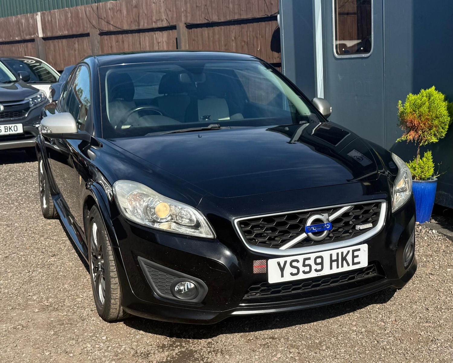 Used Volvo C30 2010 for sale - 76012780: Photo 2