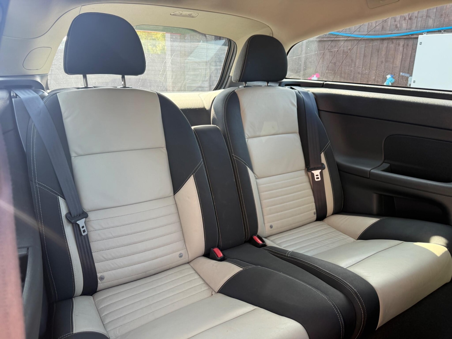 Used Volvo C30 2010 for sale - 76012780: Photo 34