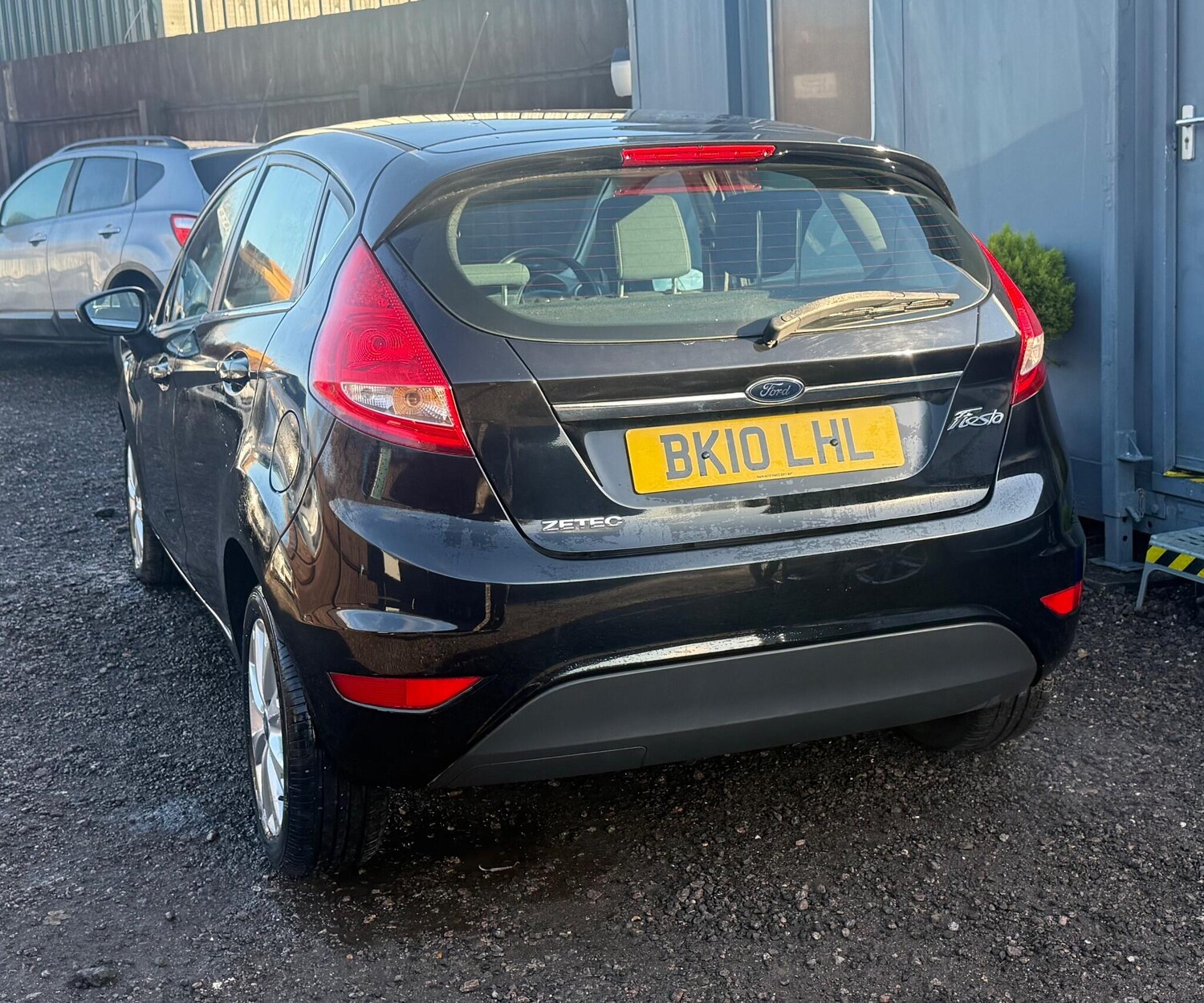 Used Ford Fiesta 2010 for sale - 77358705: Photo 14