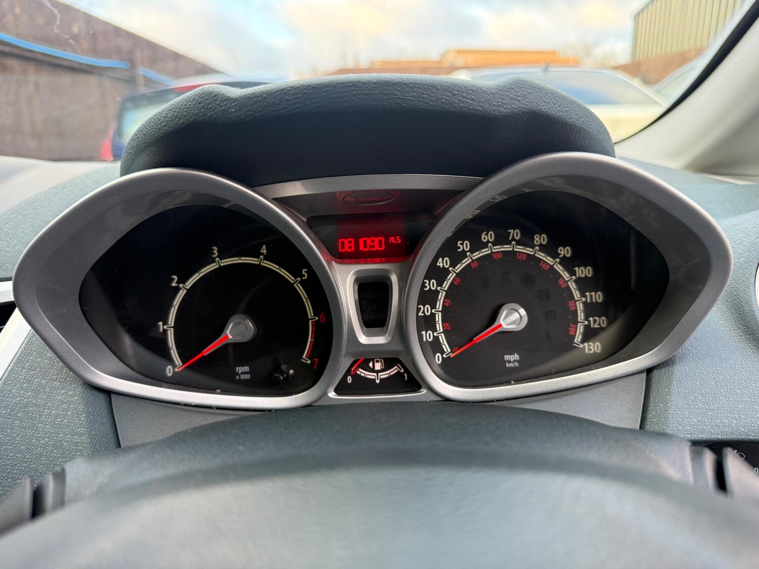 Used Ford Fiesta 2010 for sale - 77358705: Photo 24