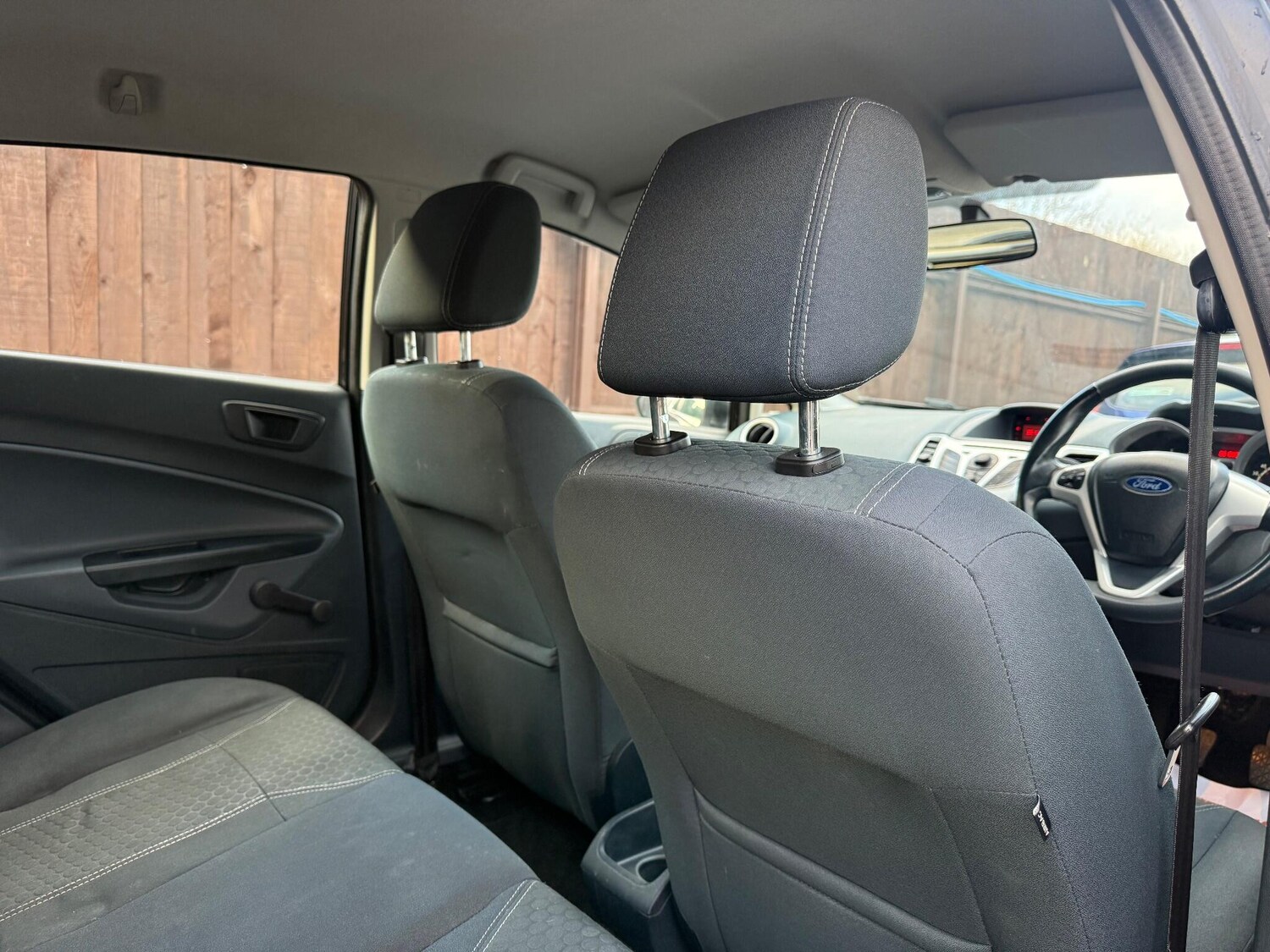 Used Ford Fiesta 2010 for sale - 77358705: Photo 30