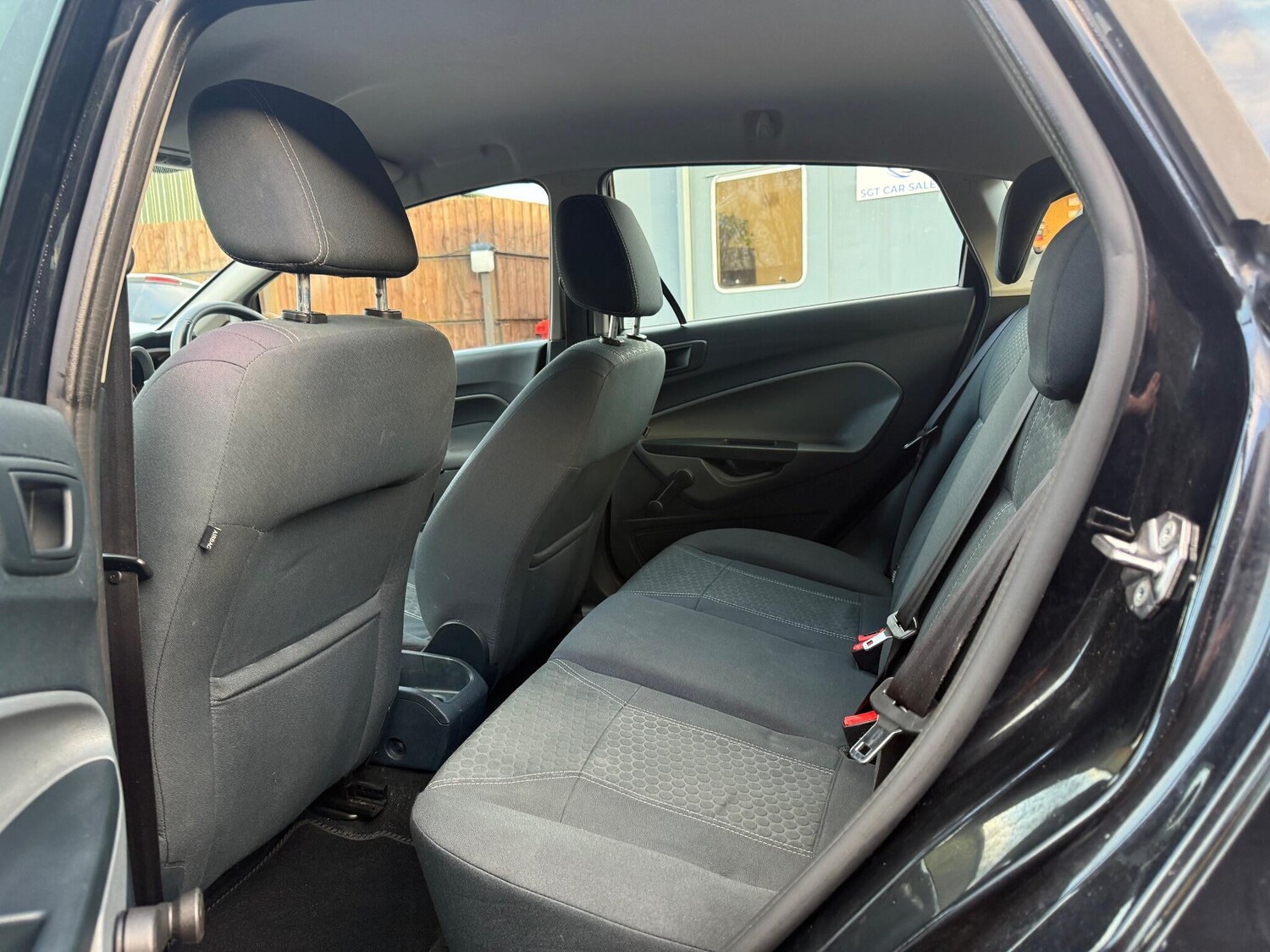 Used Ford Fiesta 2010 for sale - 77358705: Photo 33