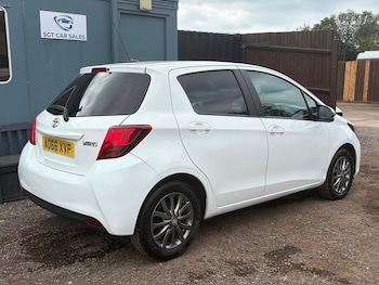 Used Toyota Yaris 2016 for sale - 78920902: Photo