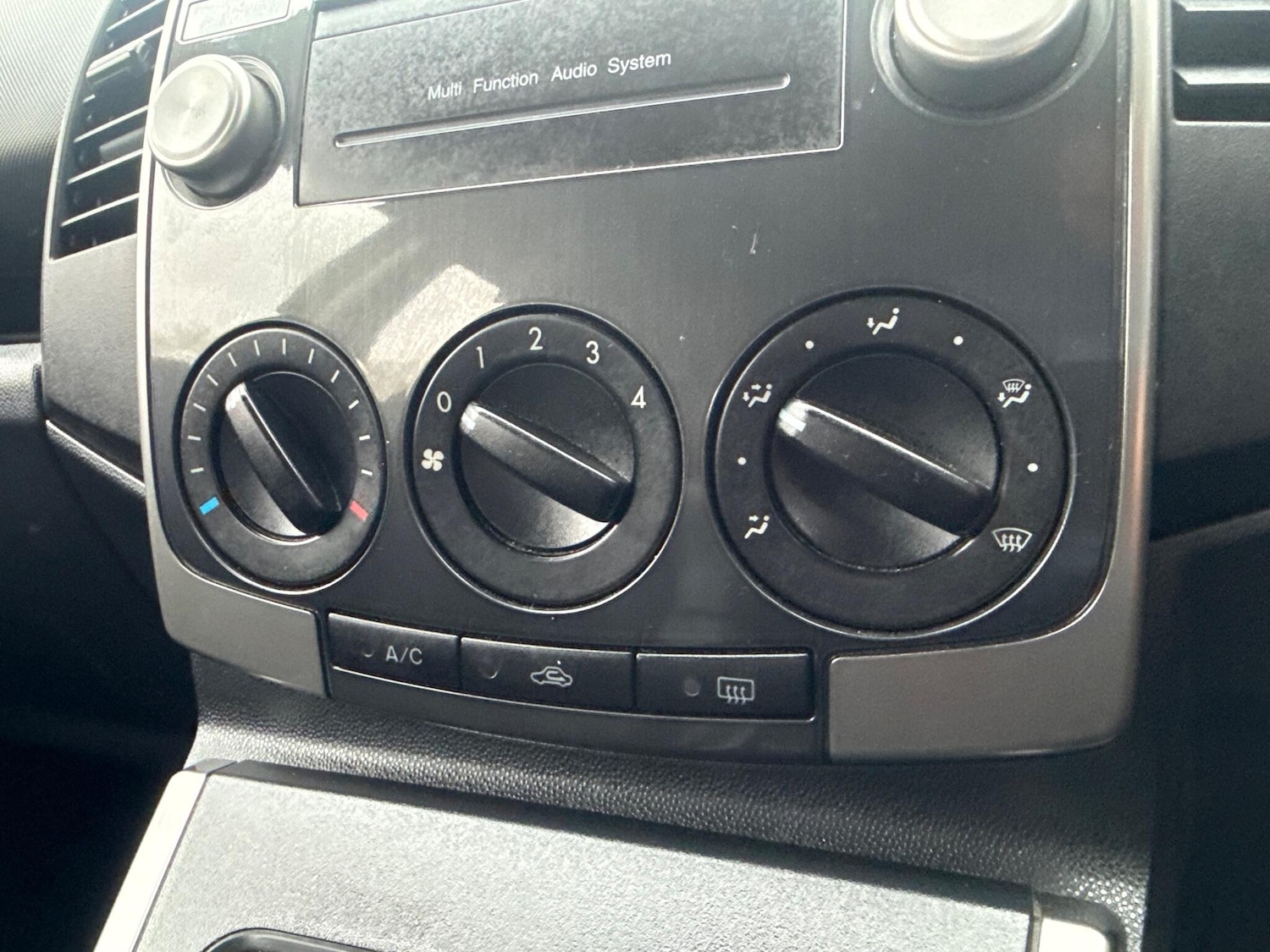 Used Mazda Mazda5 2009 for sale - 78047508: Photo 32