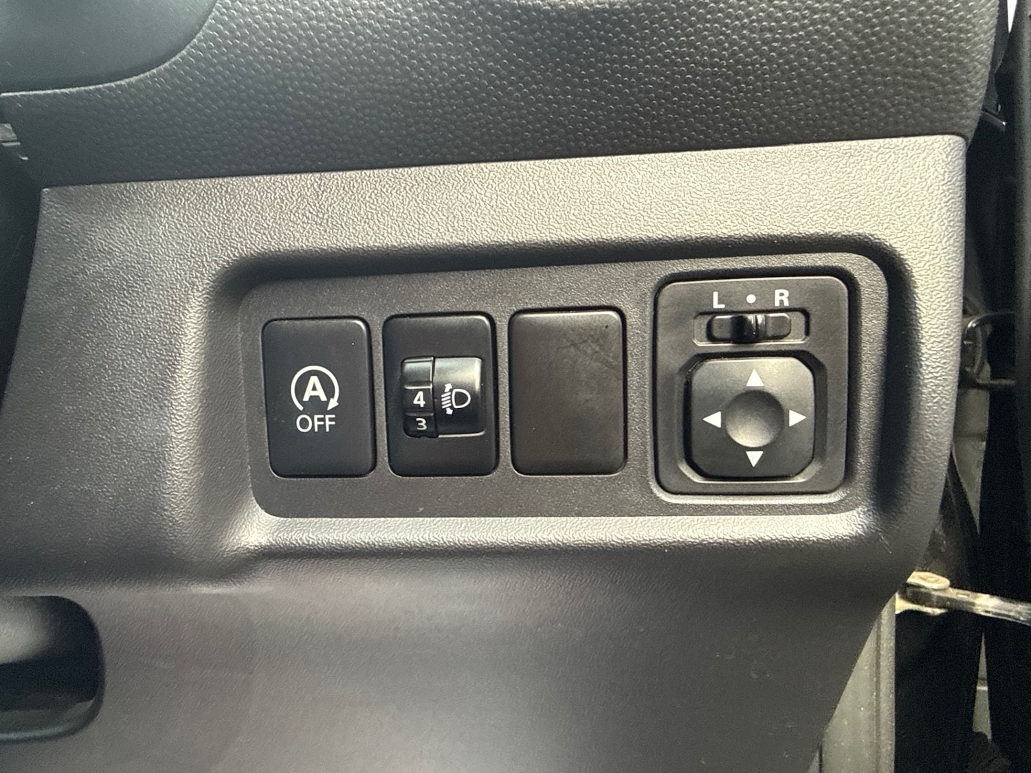 Used Mitsubishi Mirage 2015 for sale - 76860131: Photo 24