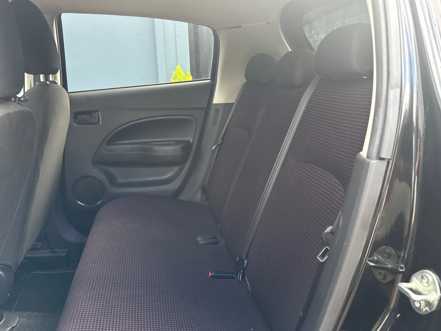 Used Mitsubishi Mirage 2015 for sale - 76860131: Photo 35