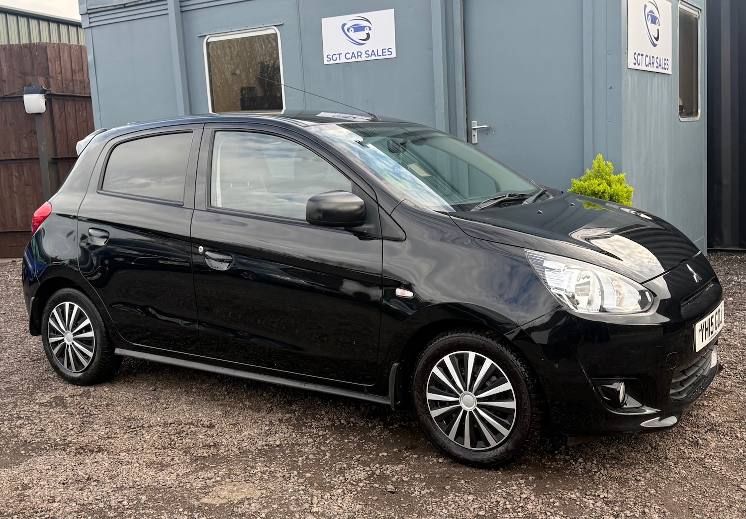 Used Mitsubishi Mirage 2015 for sale - 76860131: Photo 4