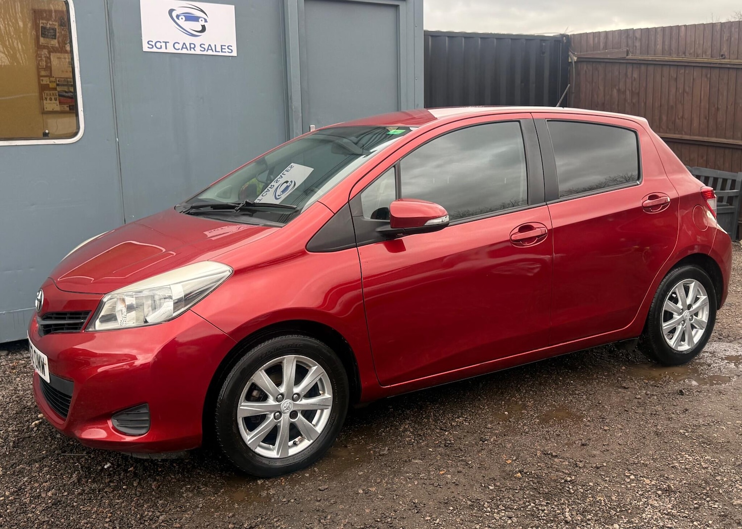 Used Toyota Yaris 2012 for sale - 77525122: Photo 11