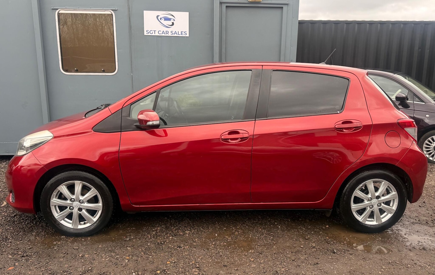 Used Toyota Yaris 2012 for sale - 77525122: Photo 12