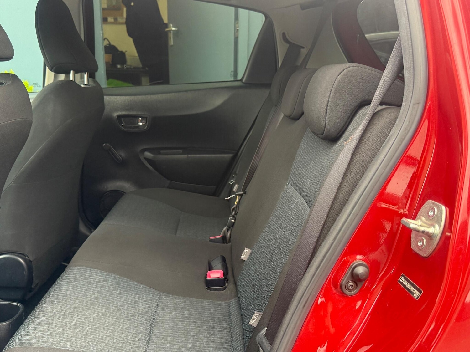 Used Toyota Yaris 2012 for sale - 77525122: Photo 32