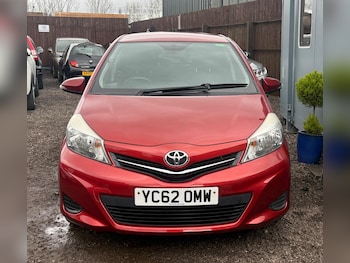 Used Toyota Yaris 2012 for sale - 77525122: Photo