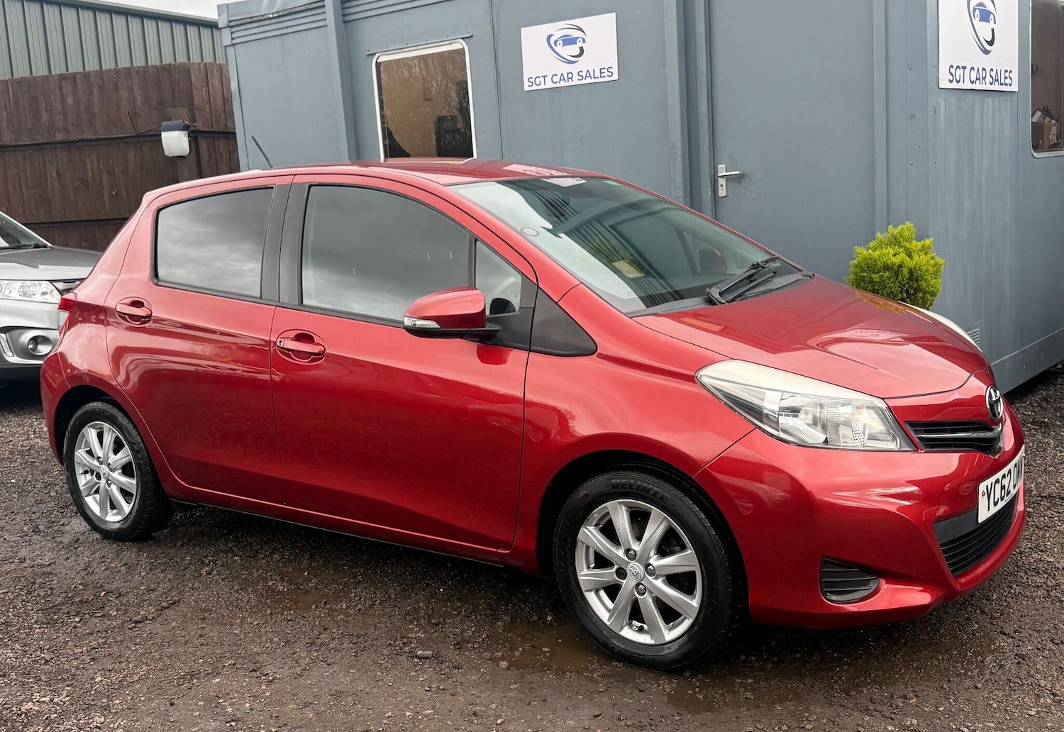 Used Toyota Yaris 2012 for sale - 77525122: Photo 4