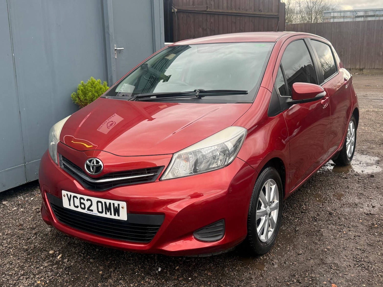 Used Toyota Yaris 2012 for sale - 77525122: Photo 9