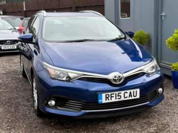 Used Toyota Auris 2015 for sale - 75103247: Photo
