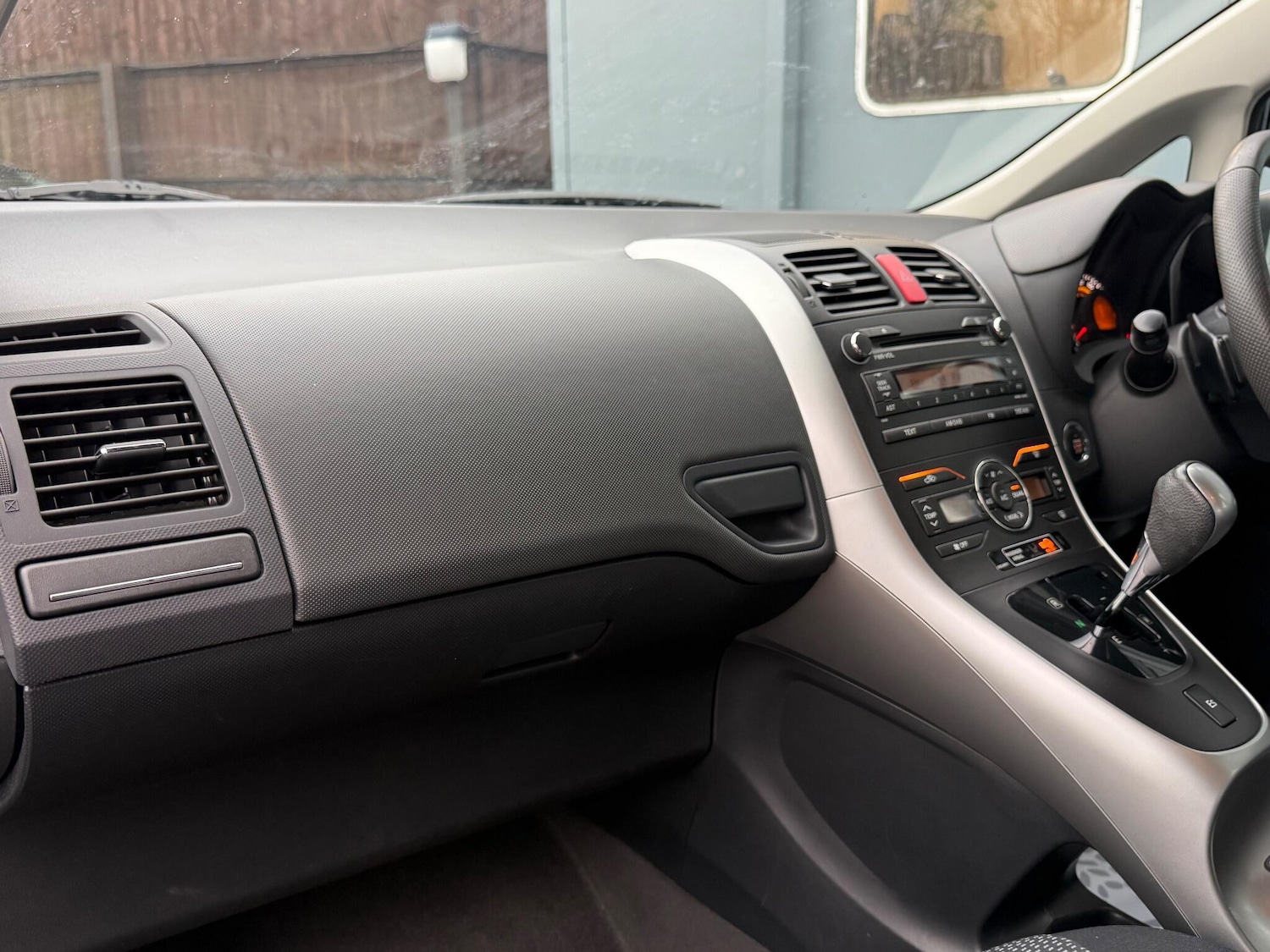 Used Toyota Auris 2011 for sale - 77376502: Photo 18