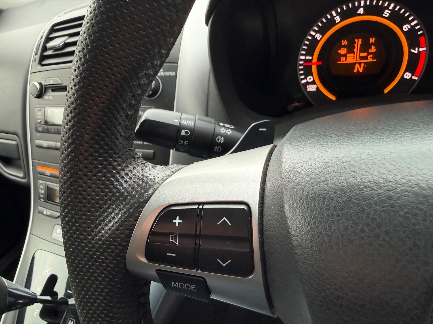 Used Toyota Auris 2011 for sale - 77376502: Photo 24