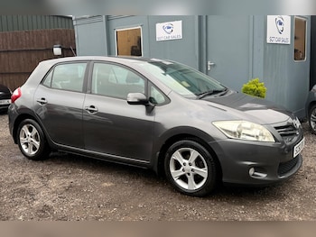 Used Toyota Auris 2011 for sale - 77376502: Photo