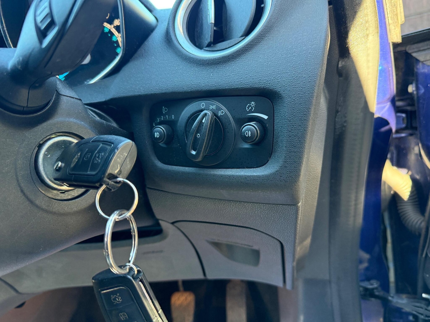 Used Ford Fiesta 2015 for sale - 77097966: Photo 21