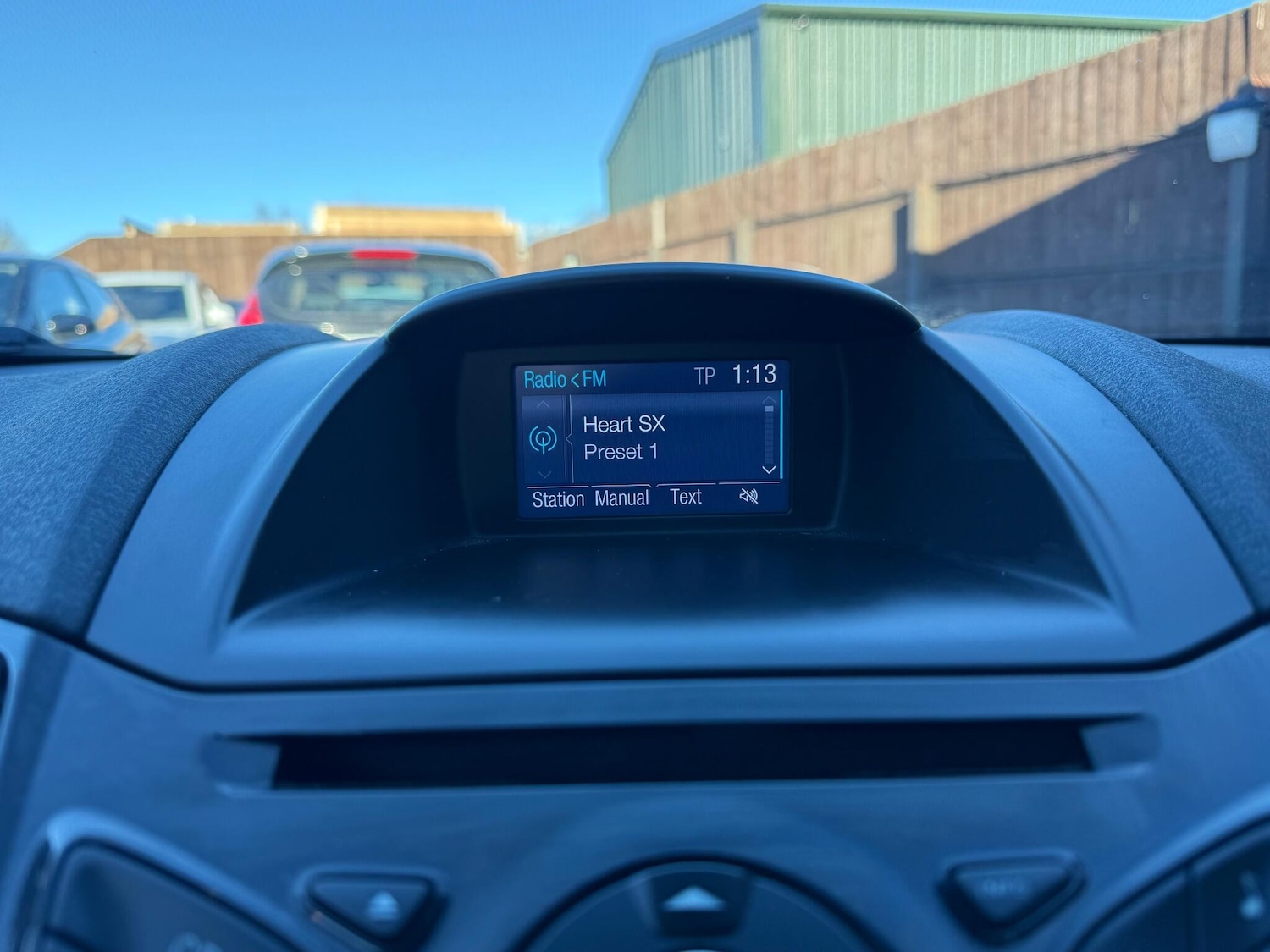 Used Ford Fiesta 2015 for sale - 77097966: Photo 25