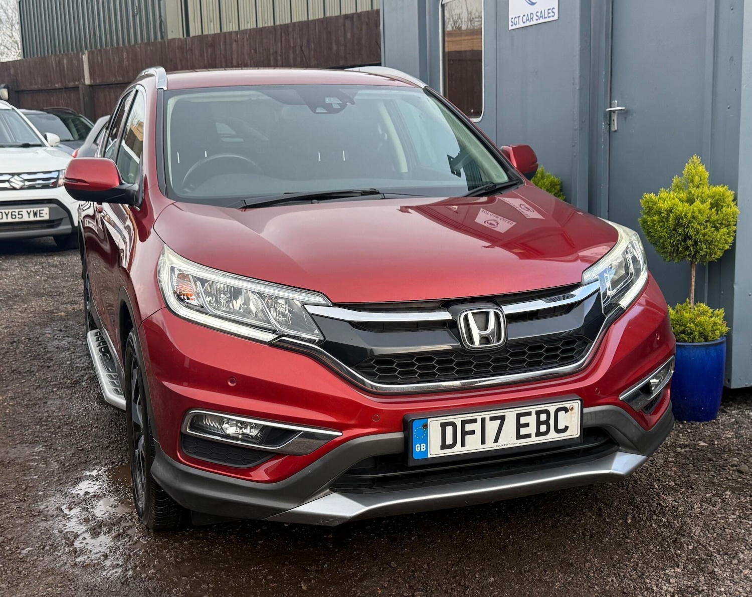 Used Honda CR-V 2017 for sale - 77255213: Photo 2