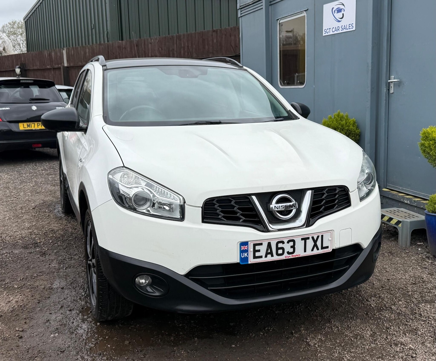 Used Nissan Qashqai for sale - 77852770: Photo 2